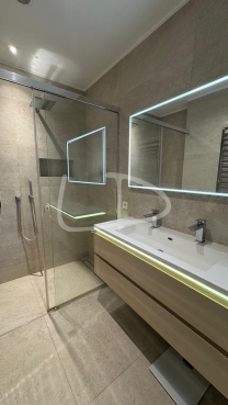 WhatsApp Image 2024-12-10 at 17.12.48.jpeg